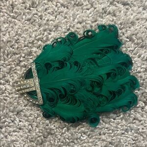 Vintage Green Feather Hair Clip / Fascinator with Rhinestone Accent